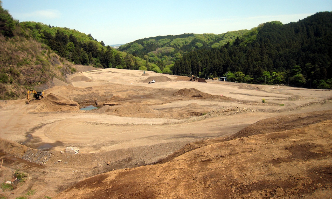 株式会社　冨士土木（シ）（ス）